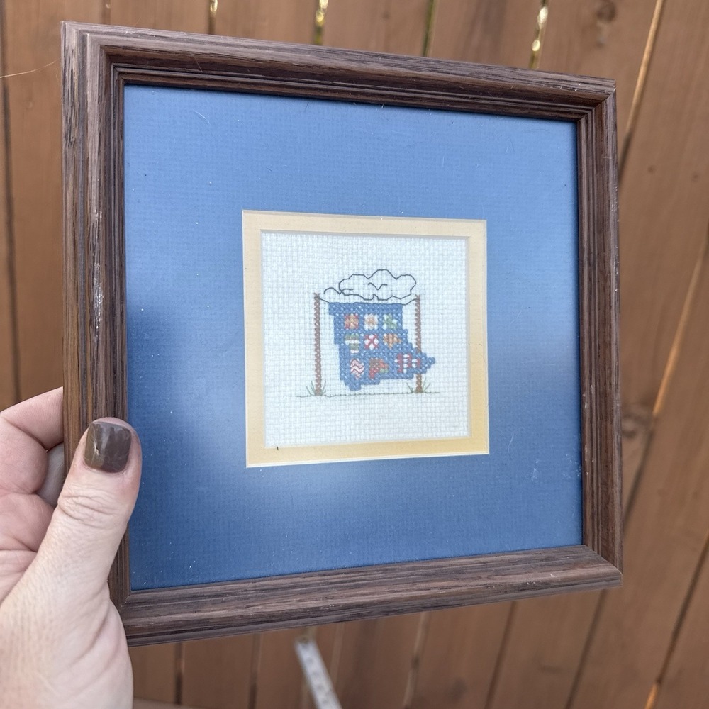 Mini Needlepoint Art Framed And Matted Of A Quite Country Chic Handmade - Picture 3 of 7
